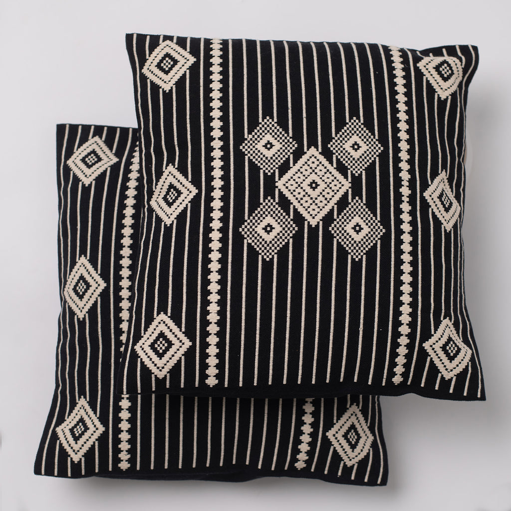 Dumbara Cushion Cover 16" x 16" - Black & White Diamonds