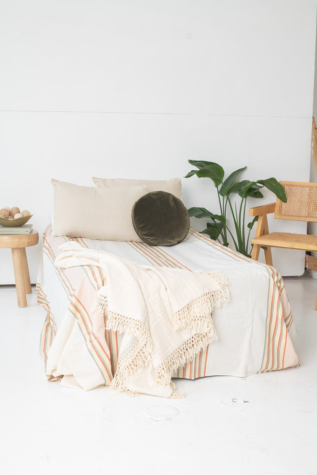 100% Natural Cotton, Hand-Loomed Throw Blanket - Textured With Tassels